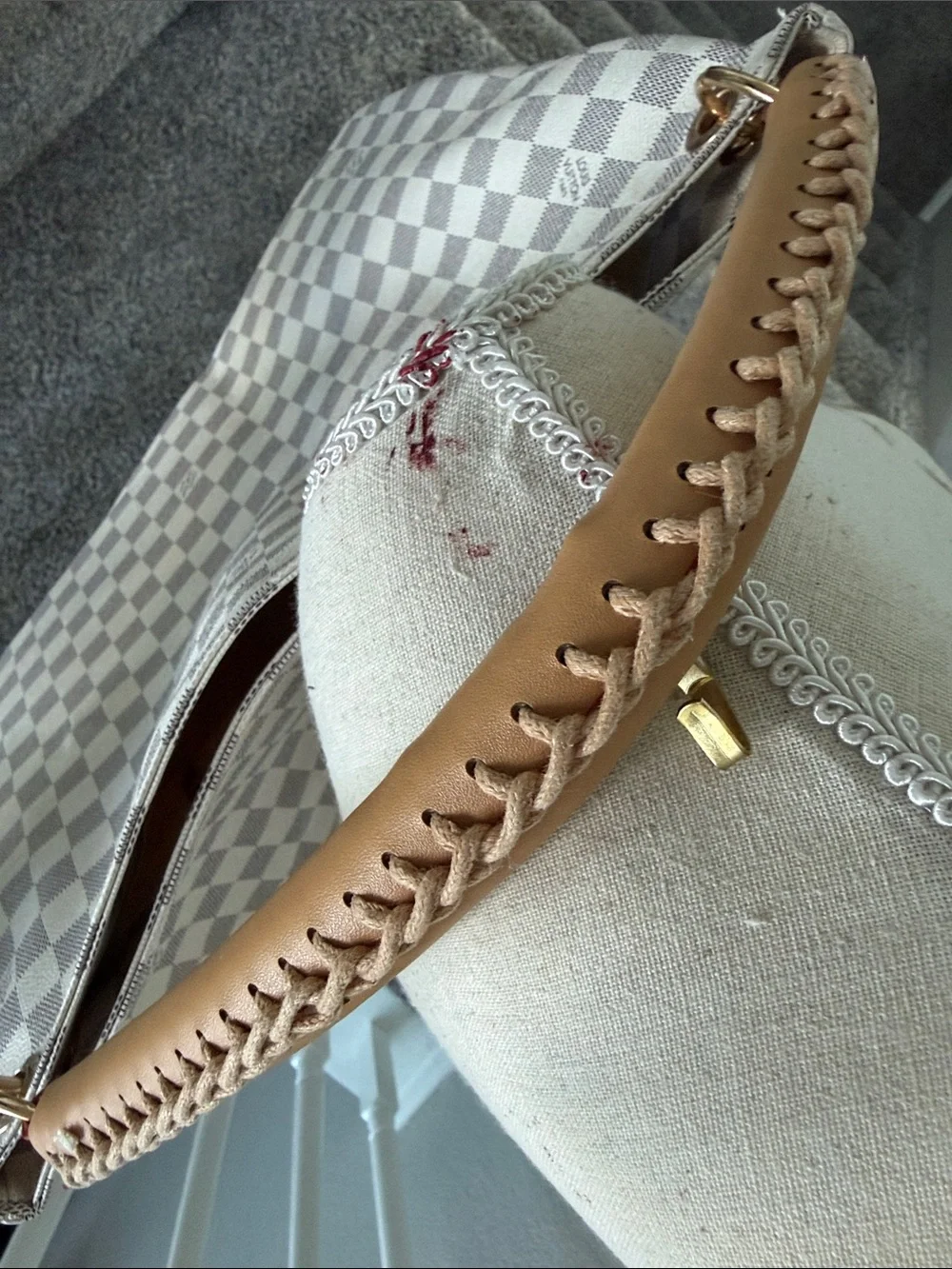 NWT Slouchy Checkerboard Hobo Bag with Braided Handle – Brand New - Picture 4 of 15